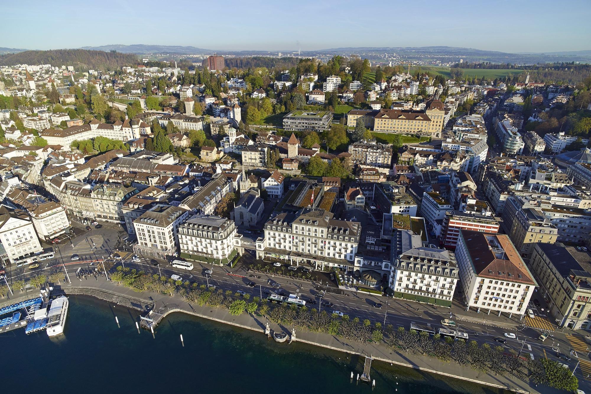 Hotel Schweizerhof Luzern Exterior photo